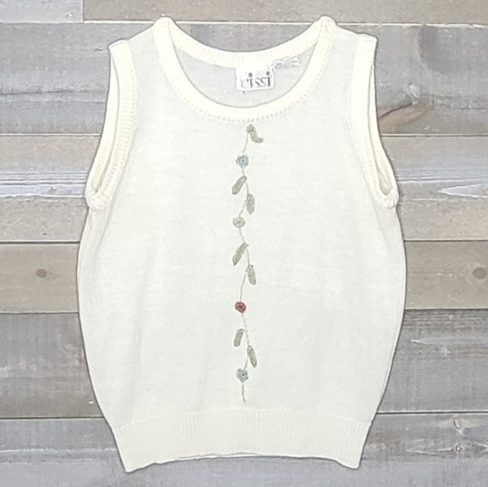 Vintage Trissi Floral Embroidery Details Sleeveless Boat Neck Tank Sweat…